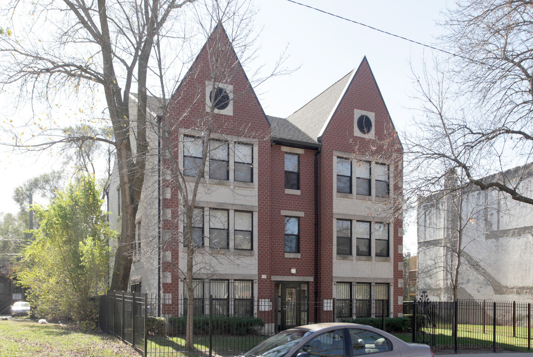 621 E 41st St in Chicago, IL - Building Photo