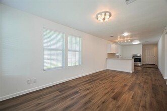 4045 Lucille St in Houston, TX - Foto de edificio - Building Photo