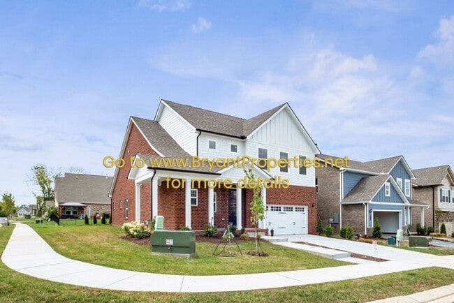 455 Triple Crown Cir