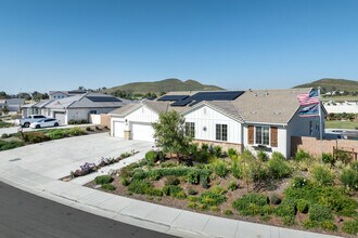 Kooden Rd in Winchester, CA - Foto de edificio - Building Photo