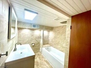 487 Walker Ave in Ewing Township, NJ - Building Photo - Building Photo