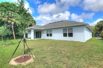 426 Lanfair Ave in Sebastian, FL - Building Photo - Building Photo