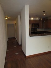 5844 NE 75th St in Seattle, WA - Building Photo - Building Photo
