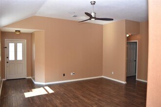15531 Forest Creek Farms Dr in Cypress, TX - Building Photo - Building Photo
