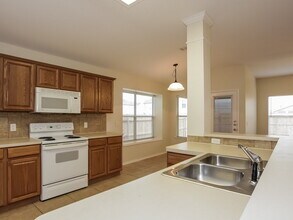 2525 Tar Heel Dr in Fort Worth, TX - Building Photo - Building Photo