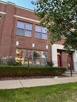 64 W Bethune St, Unit #28 in Detroit, MI - Building Photo