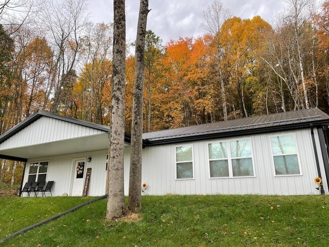 property at 813 Eaton Hollow Rd SW