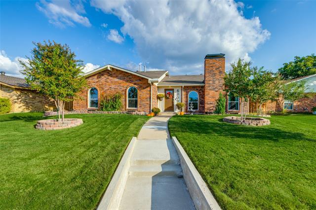 6809 Ragan Dr in The Colony, TX - Foto de edificio