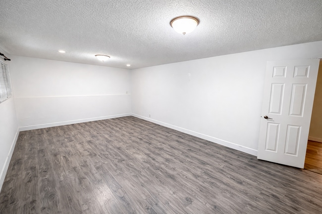 property at 32438 Hillcrest Ave