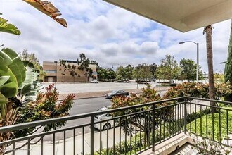 2349 Jefferson St, Unit 101 in Torrance, CA - Building Photo - Building Photo