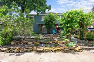 1955 Lexington St, Unit A in Houston, TX - Building Photo