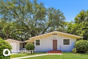 6348 Fabian Dr in Jacksonville, FL - Building Photo
