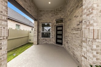 17730 Tree of Heaven in Conroe, TX - Building Photo - Building Photo