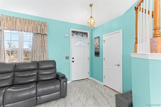 30575 Hogan Ln in Westland, MI - Building Photo - Building Photo