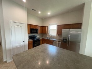 3443 Rainshore Dr in Katy, TX - Building Photo - Building Photo