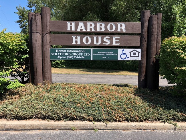 Harbor House Apartments in Rogers City, MI - Building Photo - Building Photo