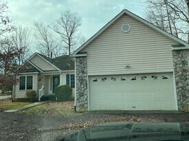 205 Freedom Rd in Locust Grove, VA - Building Photo