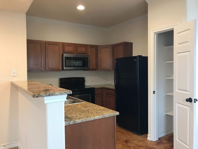 16841 Showdown Path in Schertz, TX - Building Photo - Building Photo