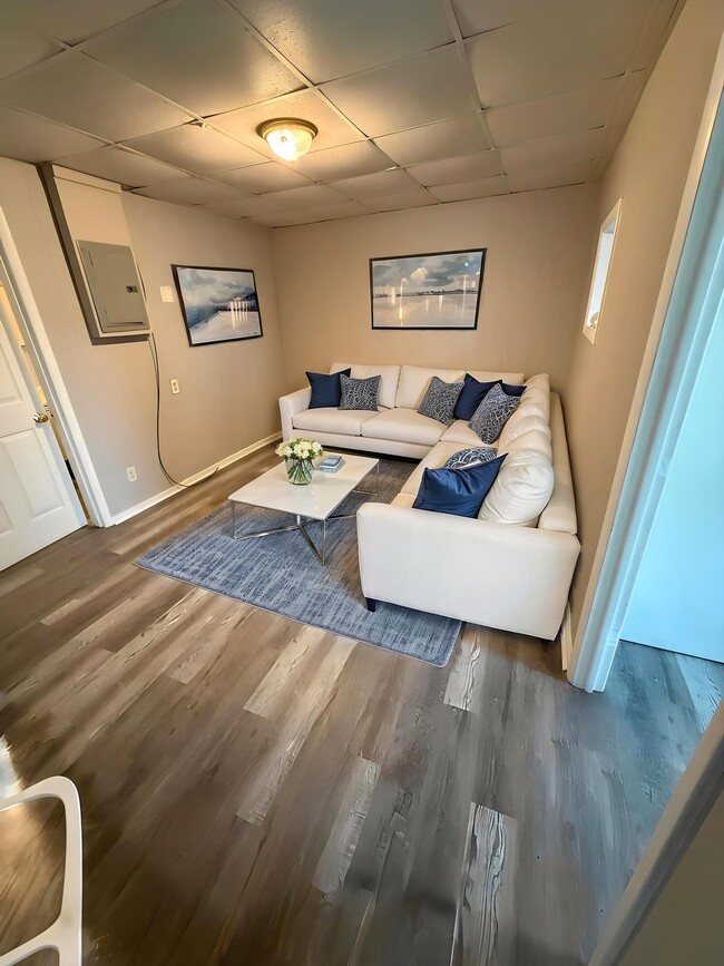 103 Carbon St, Unit 2