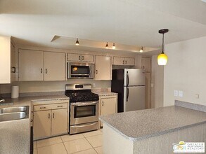 2518 S Sierra Madre in Palm Springs, CA - Building Photo - Building Photo