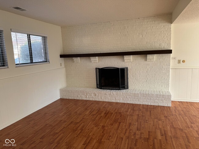 7607 Home Dr in Fishers, IN - Building Photo - Building Photo