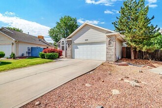 2325 Springside Ct in Grand Junction, CO - Building Photo - Building Photo