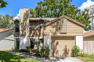 1275 Pin Oak Dr in Apopka, FL - Building Photo