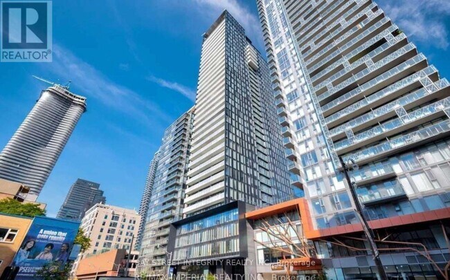 property at 28-428 Wellesley St E