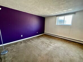 37 Westgate Rd, Unit 1 in Boston College, MA - Building Photo - Building Photo