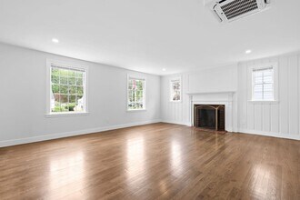 125 Beacon St in Framingham, MA - Building Photo - Building Photo