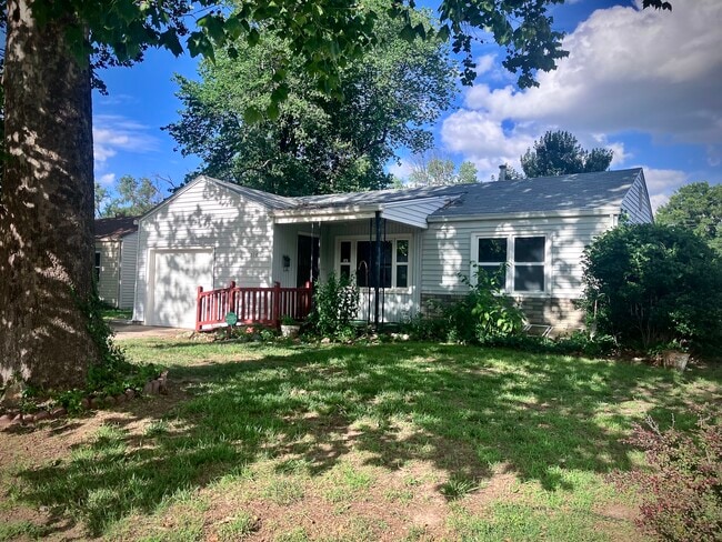220 German Ave in Haysville, KS - Building Photo - Building Photo