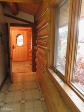 1225 Willow Creek Rd in Corvallis, MT - Foto de edificio - Building Photo