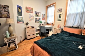 179 Putnam St, Unit 2 in Boston, MA - Building Photo - Building Photo