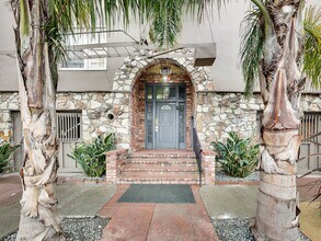 1616 35th Avenue in Oakland, CA - Building Photo - Building Photo