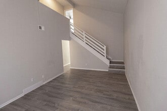 7216 N Moberly Dr in Columbia, MO - Building Photo - Building Photo