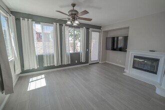 28469 Santa Rosa Ln in Santa Clarita, CA - Building Photo - Building Photo