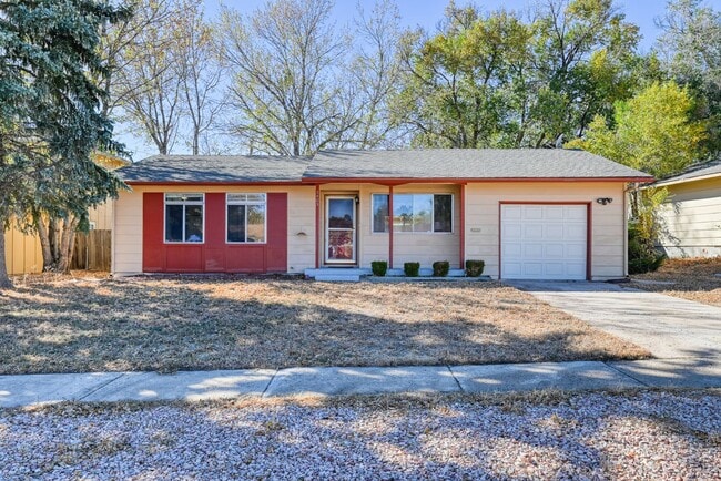 property at 3403 Greenwood Cir