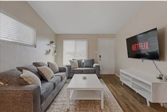 2012 E Howe Ave in Tempe, AZ - Building Photo - Building Photo