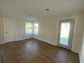 9531 Nerbonne Ave in Franklin Park, IL - Building Photo - Building Photo