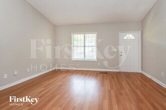 660 Cranberry Trail in Roswell, GA - Building Photo - Building Photo