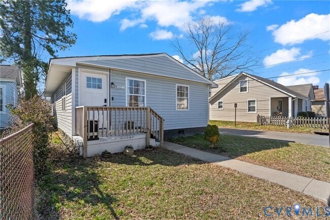 property at 401 Hunt Ave