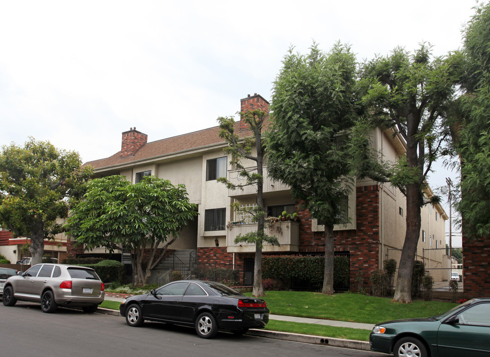 1734 Brockton in Los Angeles, CA - Building Photo