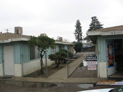 1307-1309 Lake St in Bakersfield, CA - Foto de edificio