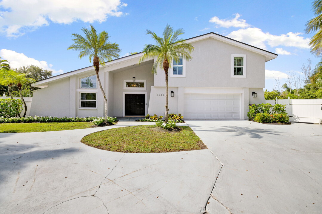 9955 Puopolo Ln in Bonita Springs, FL - Building Photo