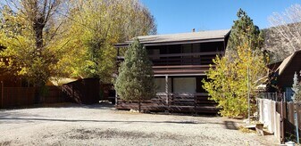 205 Oak St in Frazier Park, CA - Building Photo