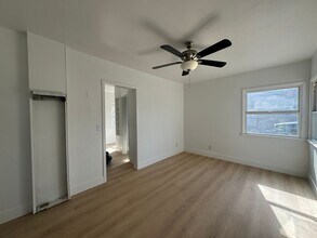 400 S I St in Lompoc, CA - Foto de edificio - Building Photo