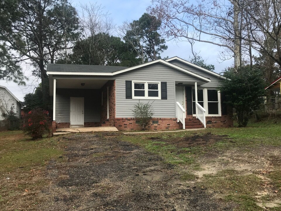 4342 Forest View Dr in Fayetteville, NC - Building Photo