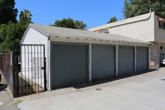 2319 P St in Sacramento, CA - Building Photo - Building Photo