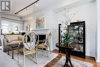 17 Krawchuk Ln in Toronto, ON - Building Photo - Building Photo