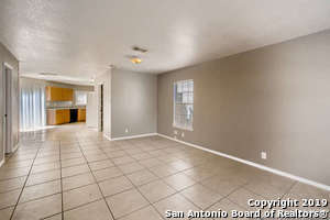 11 Fannin Post in San Antonio, TX - Building Photo - Building Photo